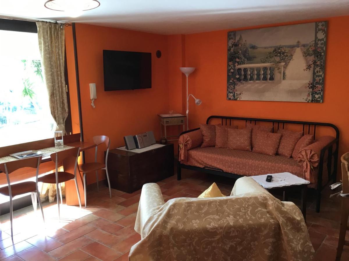 Paoma Trentova Villa Agropoli Buitenkant foto